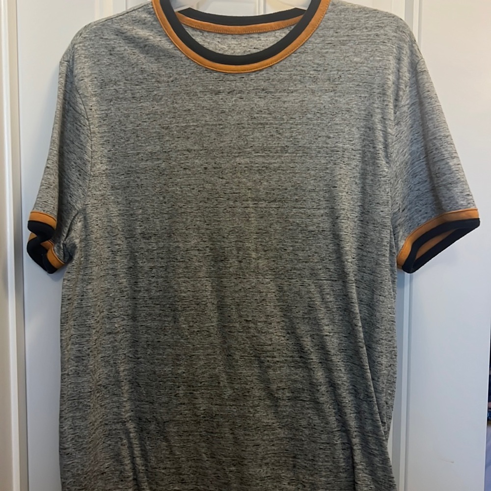 Goodfellow and Co short sleeve shirt. Grey with blue/yellow trim